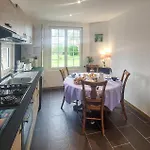 2 Bedroom Pet Friendly In