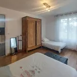 Semesterbostad 2 Bedroom Pet Friendly In Ponthoile