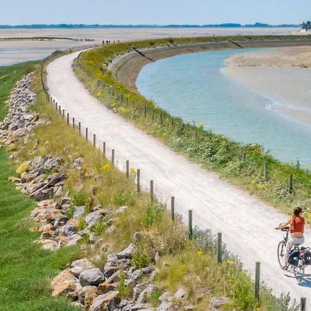 Hébergement de vacances 2 Bedroom In *