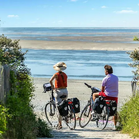 2 Bedroom In Ponthoile