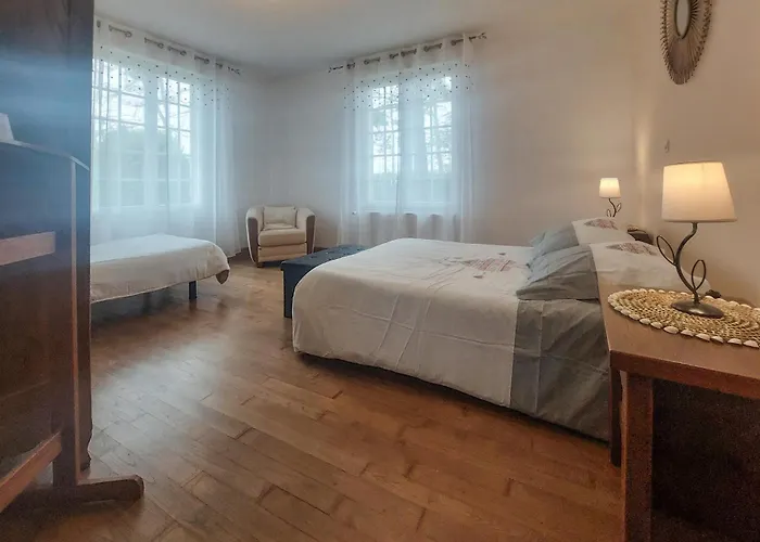 Holiday home 2 Bedroom In Ponthoile